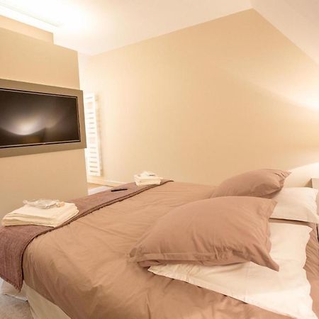 Les Suites Du Chateau De Cheverny Bagian luar foto