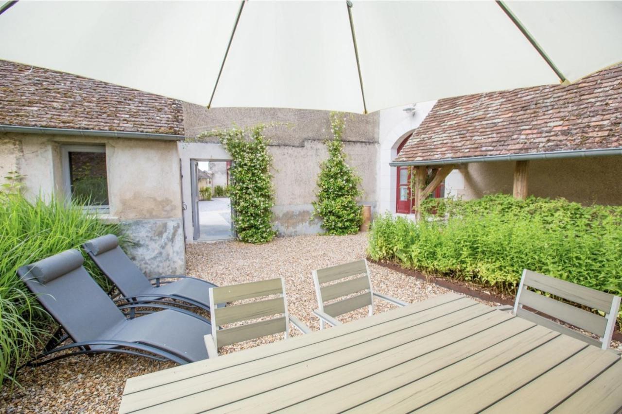 Les Suites Du Chateau De Cheverny Bagian luar foto