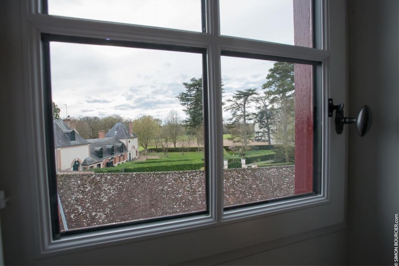 Les Suites Du Chateau De Cheverny Bagian luar foto